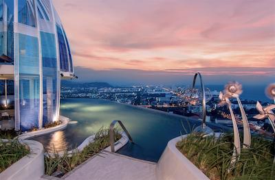 هلید این ریزرت وانا ناوا هوا هین