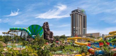 هلید این ریزرت وانا ناوا هوا هین