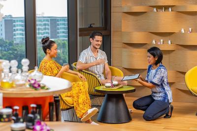 هلید این ریزرت وانا ناوا هوا هین