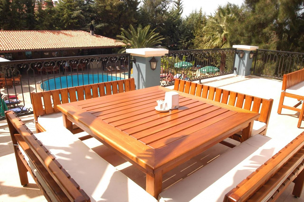 Antas Hotel and Deluxe Apartments
