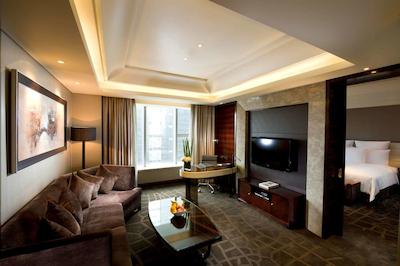 هیلتون شانگهای هنگ کیائو