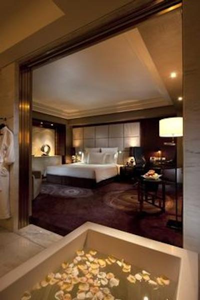 هیلتون شانگهای هنگ کیائو