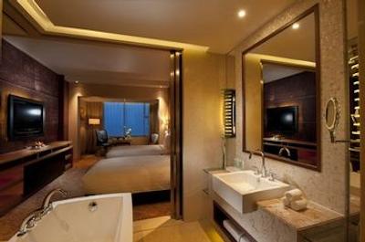 هیلتون شانگهای هنگ کیائو