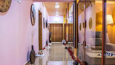 ساپهیر ادیز هتل