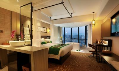 رلاکسد اسیسُن دنمن هتل