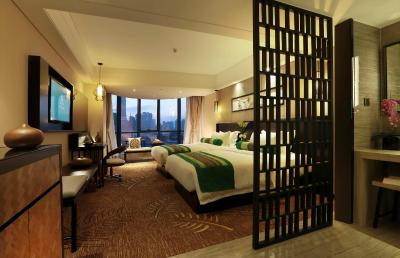 رلاکسد اسیسُن دنمن هتل