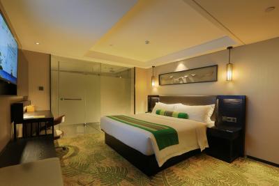 رلاکسد اسیسُن دنمن هتل