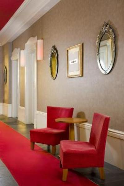 مامیسُن ریورسید هتل پراگو