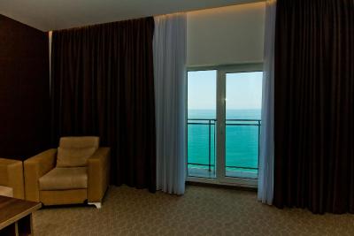 اسکی این هتل باتومی