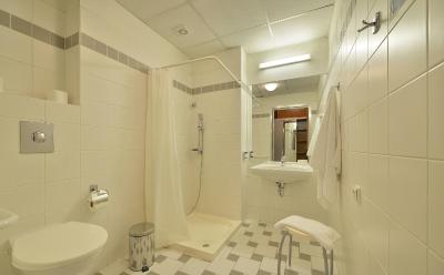 ای هتل پپولوز