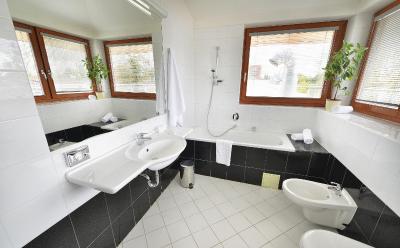 ای هتل پپولوز