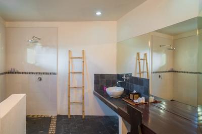 سابی ریزرت اند ویلاز