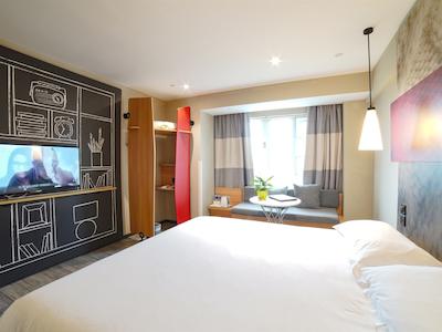 ایبیز چنگدو وست جینگکوی راد