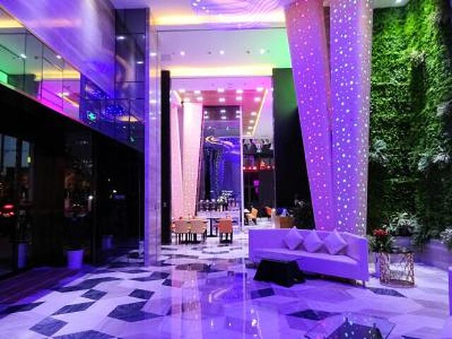 هالیدی ویلا هتل اند رزیدنس شانگهای جیادینگ