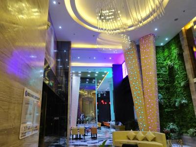 هالیدی ویلا هتل اند رزیدنس شانگهای جیادینگ