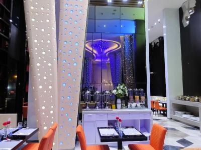 هالیدی ویلا هتل اند رزیدنس شانگهای جیادینگ