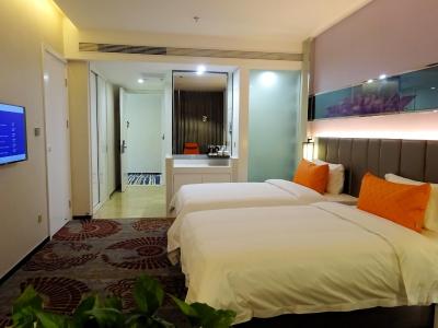 هالیدی ویلا هتل اند رزیدنس شانگهای جیادینگ