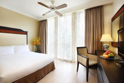 ویلیج هتل آلبرت کورت