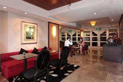 ویلیج هتل آلبرت کورت