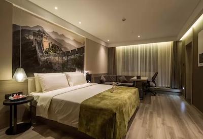 اتور هتل سانیوانچائو