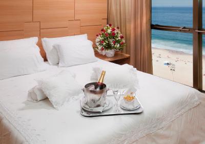 ارنا کپاکابانا