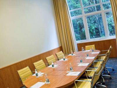 نوتل مرومبی