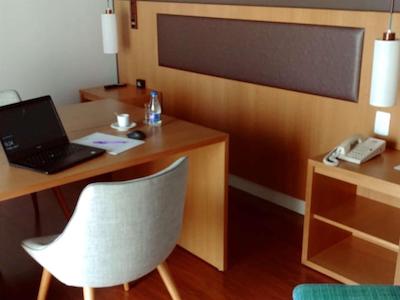 مرکور کمپیناز