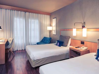 مرکور کمپیناز