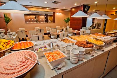 بلو تری پرمیوم فاریا لیما