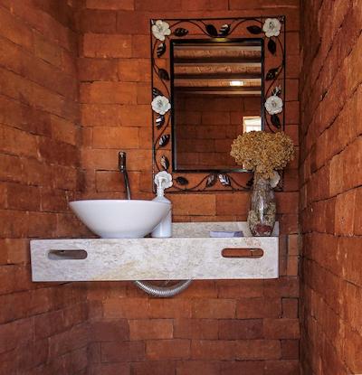 ویلا والنتینا