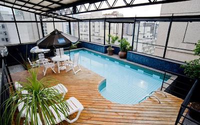 اسلاویرو اسنتیال کوریتیبا شپینگ سویتز