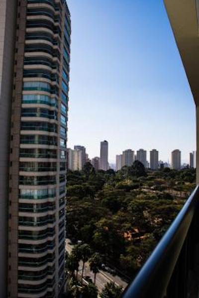 بلو تری تورز انلیا فرانکو