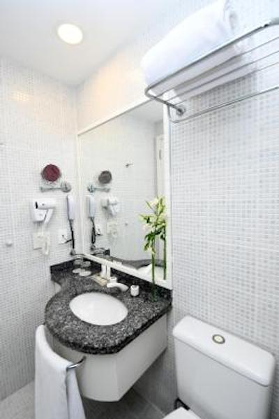 بلو تری تورز انلیا فرانکو