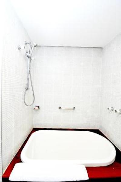 بلو تری تورز انلیا فرانکو