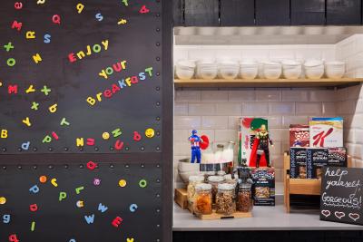 ماکسی امستردام هوداونز