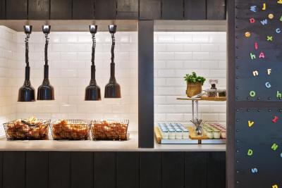 ماکسی امستردام هوداونز