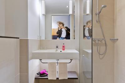 ماکسی امستردام هوداونز