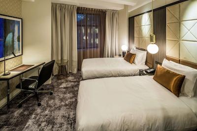 دوبلتری بای هیلتون ولینگتون