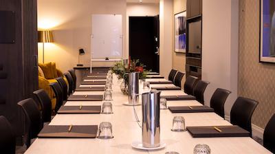 دوبلتری بای هیلتون ولینگتون