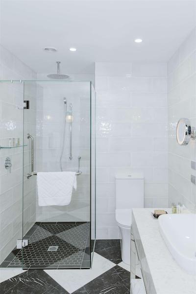 دوبلتری بای هیلتون ولینگتون