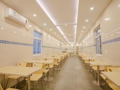 گرین تری این شانگ های پو دونگ دیسنی چوانشا رود شینجیاگانگ رود هتل