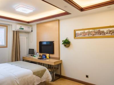 گرین تری این بیجینگ هوهای اکسپرس هتل