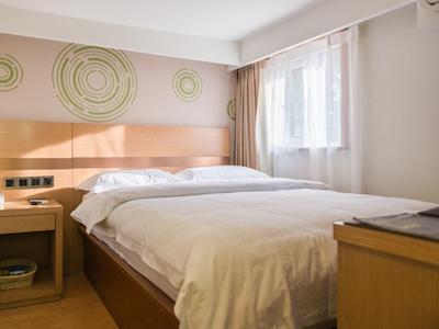 گرین تری این بیجینگ هوهای اکسپرس هتل