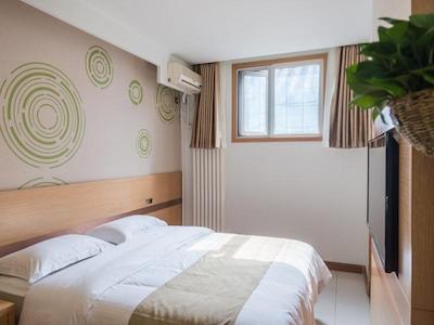 گرین تری این بیجینگ هوهای اکسپرس هتل