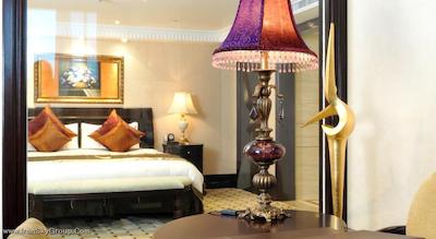 رویال مدیترانین