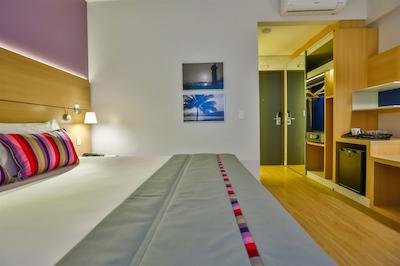 پارک این بای رادیسن سانتز