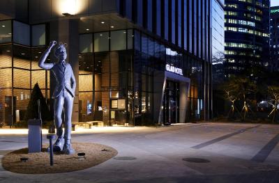 گلاد گاننام ککس سنتر