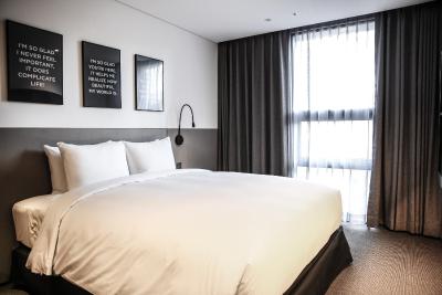 گلاد گاننام ککس سنتر