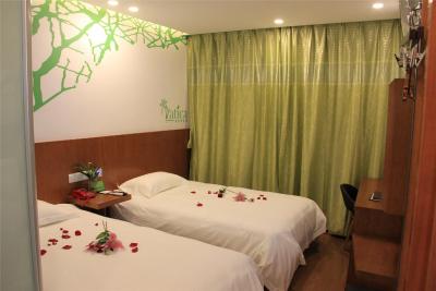 واتیکا شانگهای اینترنشنال توریسم ریزورت لوشان رود سابوی استیشن هتل