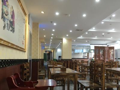 واتیکا شانگهای اینترنشنال توریسم ریزورت لوشان رود سابوی استیشن هتل